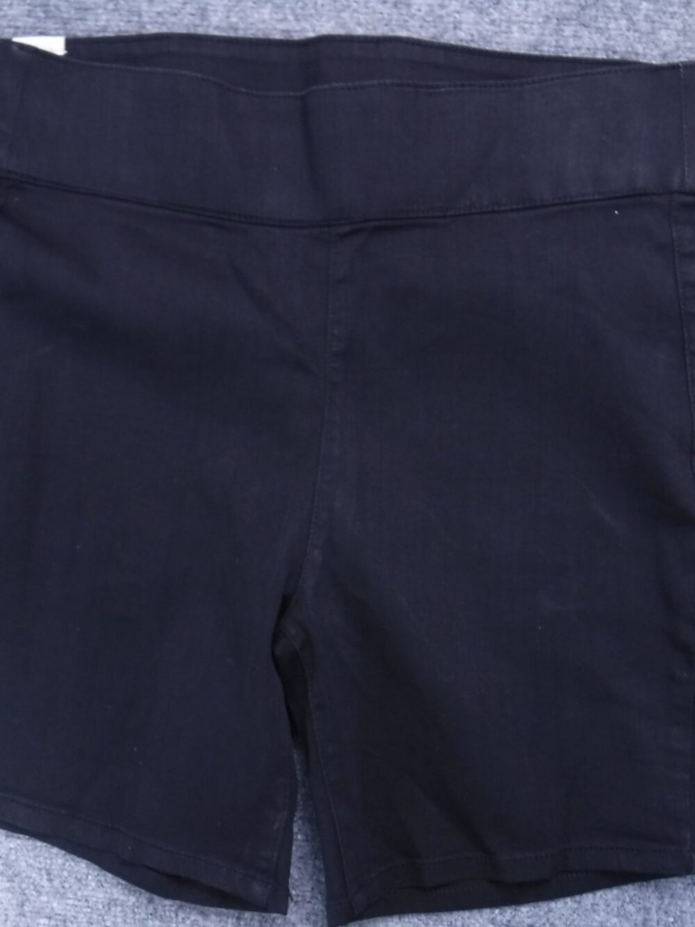 Almost Famous Women's Black Bermuda Shorts XL High Waist Casual Longline Shorts